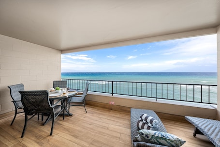 Maui Kai 505 oceanfront private lanai 1