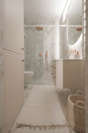 Bathroom (1)