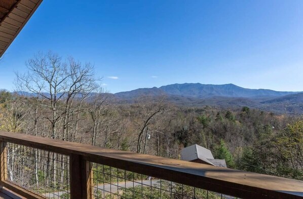 Views Of The Great Smoky Mountains National Park From Private Deck!