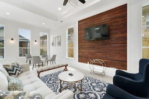 Living Room with TV!