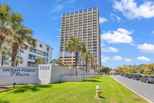 Ocean Forest Plaza is directly across the street from the beach!