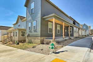 House Exterior | Covered Porch