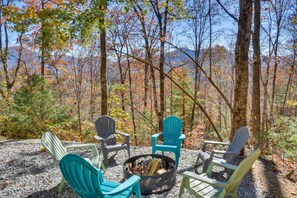 Exterior | Fire Pit | Mountain Views