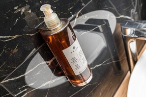 Équipements de salle de bain