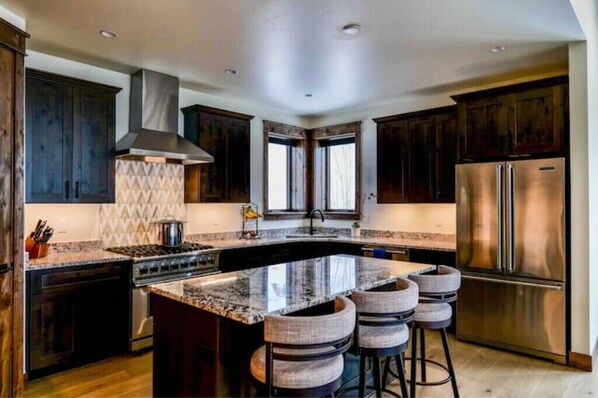 Private kitchen