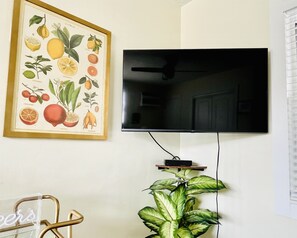 Smart TV and Cable