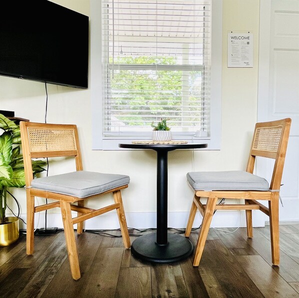 Dining sitting area