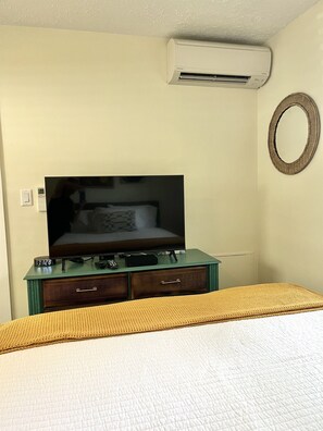 Bedroom TV  with Streaming and Cable