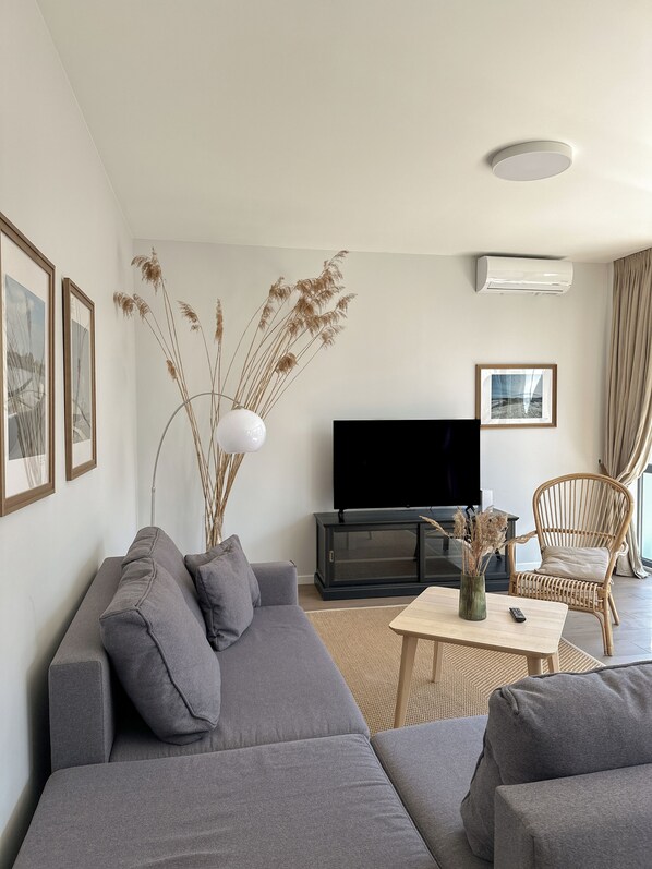 Living room (1)