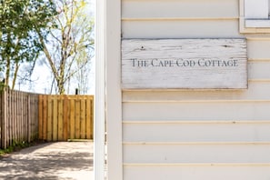 Welcome to Cape Cod Cottage