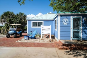 Golf cart available for rental at Blue Chair Key at a discounted rate to guests! Contact us for information!