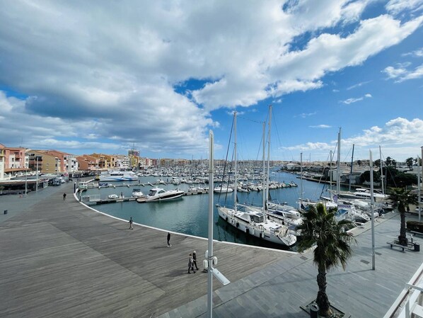 Marina
