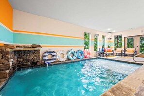 This gorgeous pool is everyone's fav!