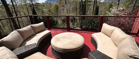 Mountain views from large, comfortable seating area on the front deck