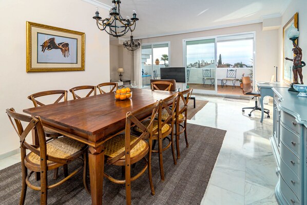 Dining room