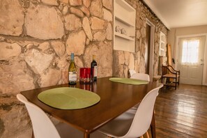 Dining table view