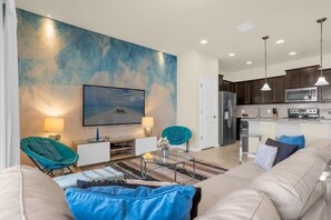 8874 Geneve Court (1).jpg