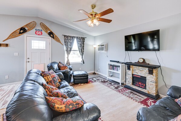 Kingman Vacation Rental | 2BR | 1BA | 3 Half Steps to Enter | 1,000 Sq Ft