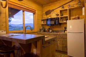 Kitchen (1)