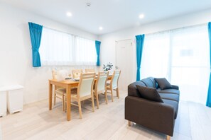 Living-dining