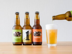 [Simple Modern 107, 108, 109] Craft Beer in Kiyosato Plateau "Yatsugatake Beer Touchdown"