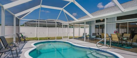 Port Charlotte Vacation Rental | 3BR | 2BA | 1 Step Required for Access