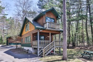 Aerie on Meta Lake is nestled amongst the tall Northwoods pines.