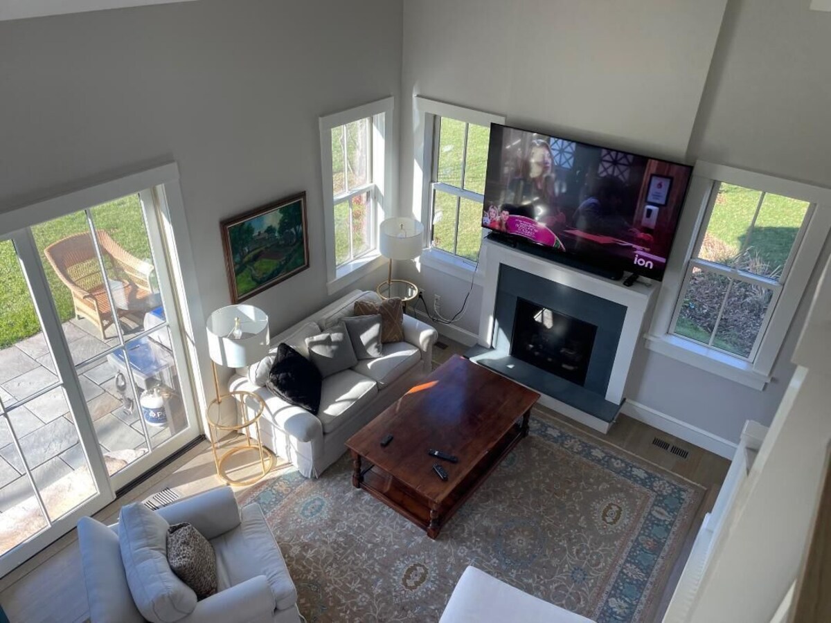 Modern charming country cottage for long term availability