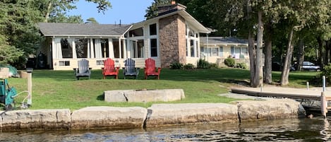 Welcome to Fenelon Falls Getaway