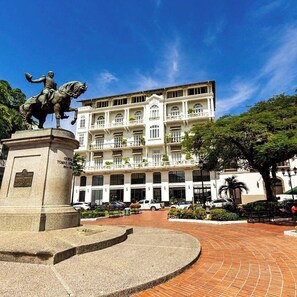 Near Plaza Herrera and other places of interest in Casco Viejo 