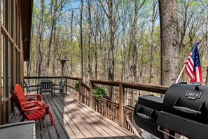 Enjoy grilling on the deck outside!