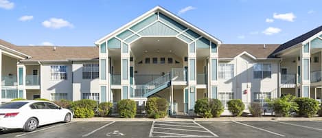This Branson condo offers unassigned parking spaces for up to 2 vehicles