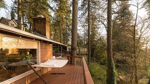 Upper deck with hammock, seating and view