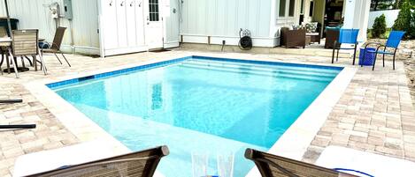 Private, optionally heated/chilled pool for the perfect temperature!