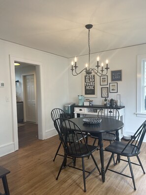 Dining Area with Coffee/Tea Bar