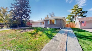  Spacious Front Yard and Classic Curb Appeal