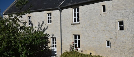 Extérieur vu depuis le jardin