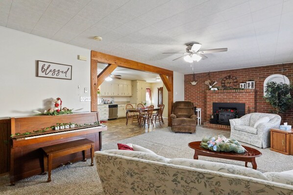 Large comfy living room with smart TV.