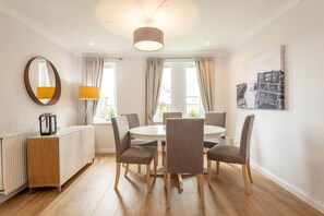 Dining Room with Six Chairs at 5 Abbey Villa St Andrews