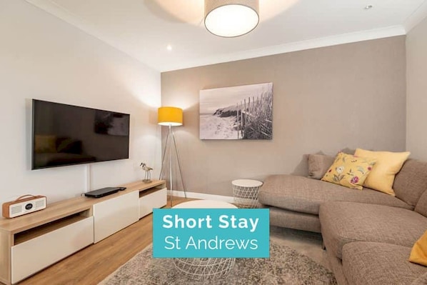 Spacious Living Room at 5 Abbey Villa St Andrews