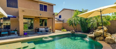 Gilbert Vacation Rental | 5BR | 3BA | 3,150 Sq Ft | Step-Free Entry