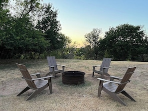 Enjoy a fire in the evening with a view of the lit historic courthouse.