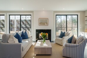 Living Room with Gas Fireplace