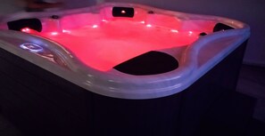 Bain à remous intérieur
