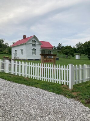 Welcome to the Old Farmhouse