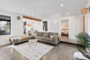 Sunny Daze Haven is your perfect retreat in Ocean Grove