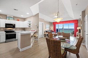 Empress 503 Dining