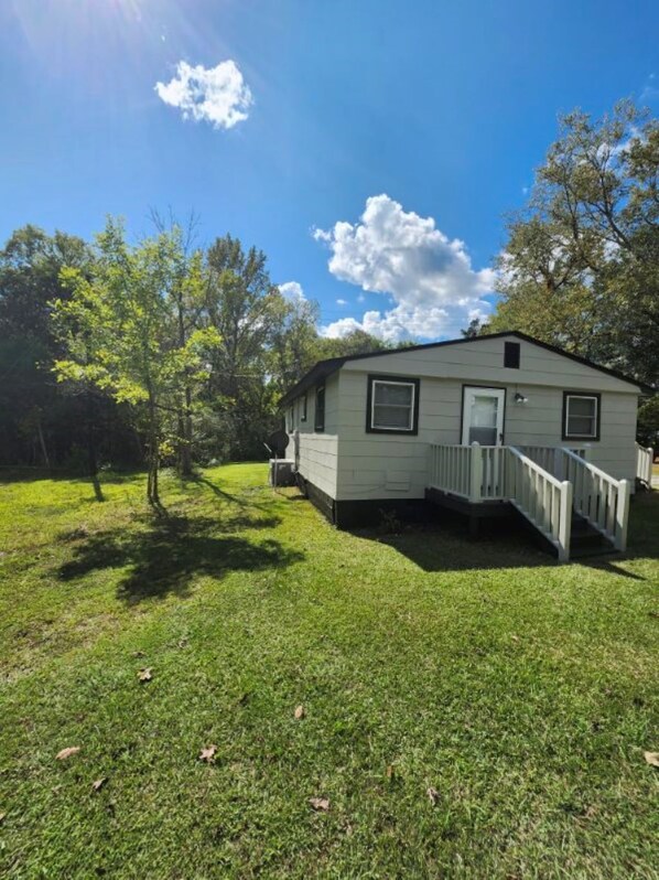 Front view of Cozy Private Cabin