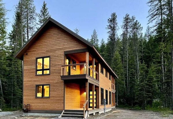 Summer at dusk Great Northern Hideaway
