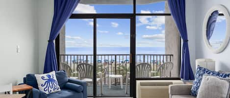 Gaze at marvelous views of the ocean from your home away from home oceanfront condo in Myrtle Beach.